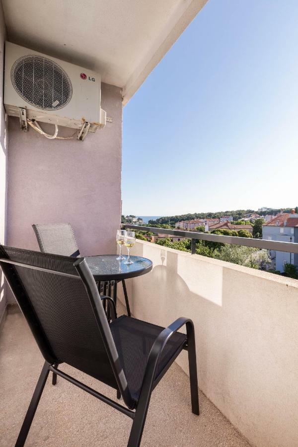 Apartment Sole Pula Exteriör bild